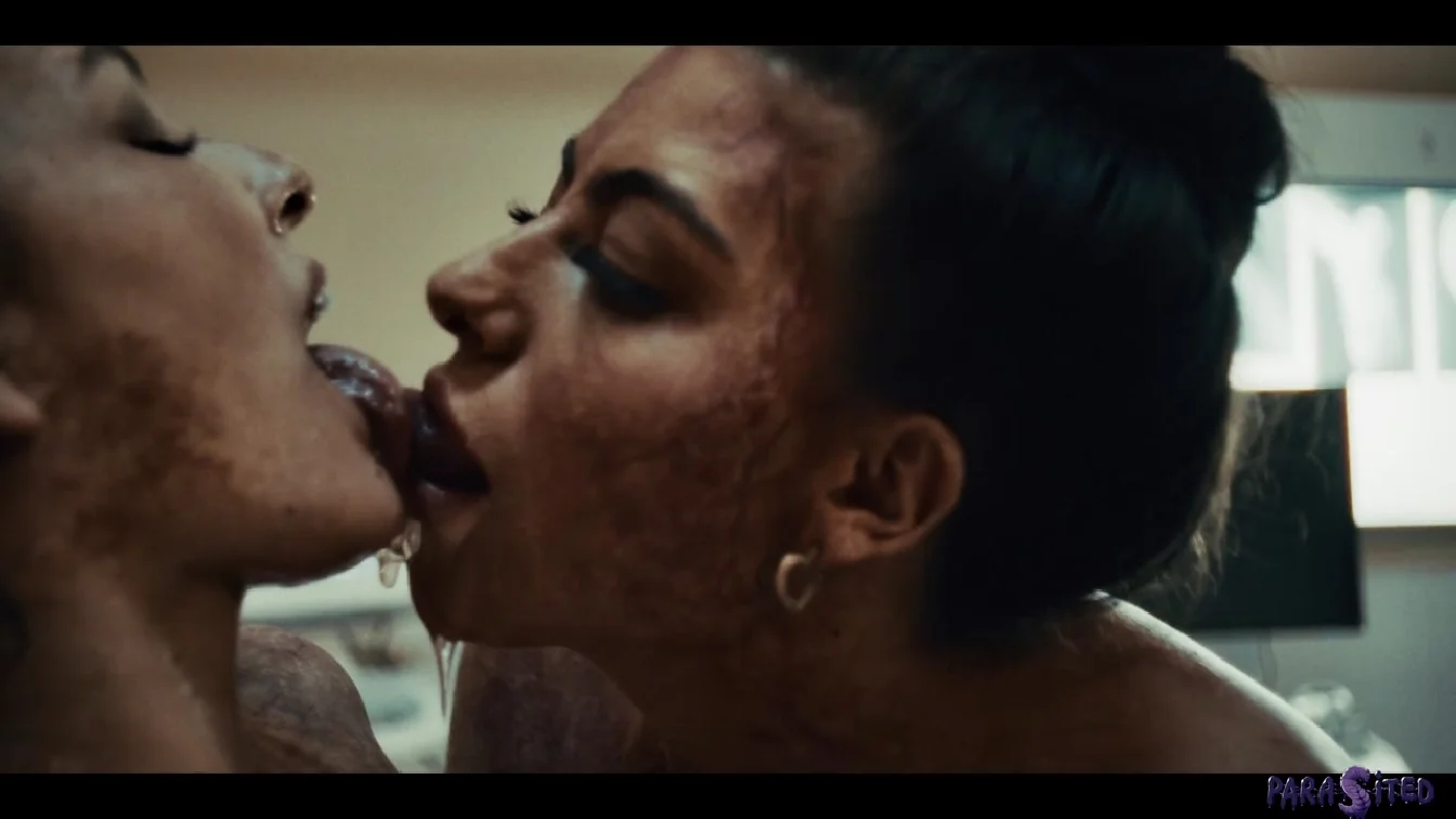 Parasited Gal Ritchie And Leana Lovings Restless Encounter XXX